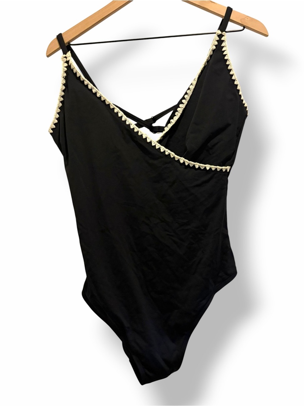Lands’ End Black One Piece Swimsuit Sz 14 Embroidered Trim Adjustable Strap